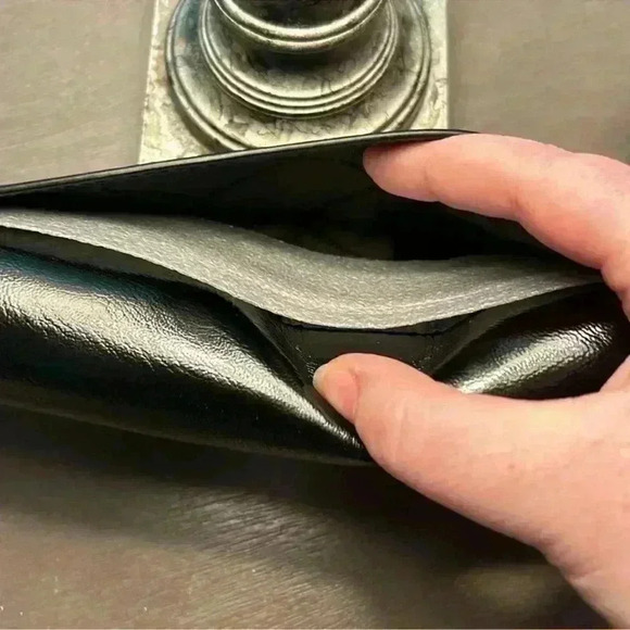 Michael Kors Jet Set Long Black Metallic Leather Wallet NWT Flawless - Picture 4 of 7